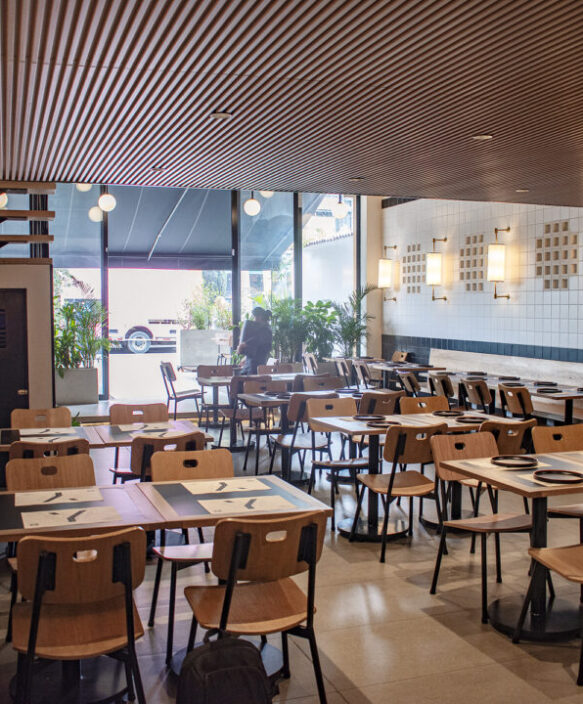 muebles de madera madera para cafeterias cafes restaurantes coffee shops tiendas fabrica de muebles mv bogota medellin