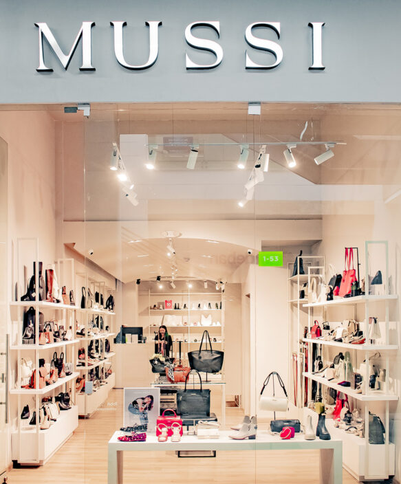 MUSSI tienda de zapatos muebles para retail fabrica de muebles mv MUSSI tienda de zapatos muebles para retail fabrica de muebles mv